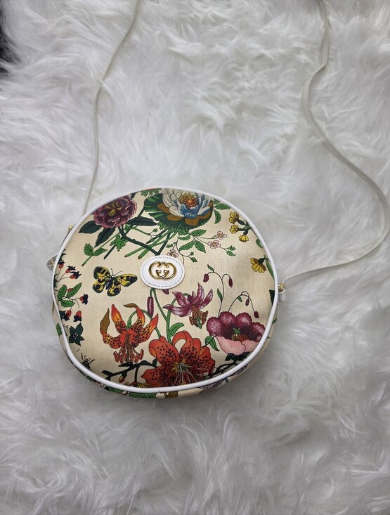 Gucci Handbags - Gucci Floral Round Crossbody Bag in Ivory